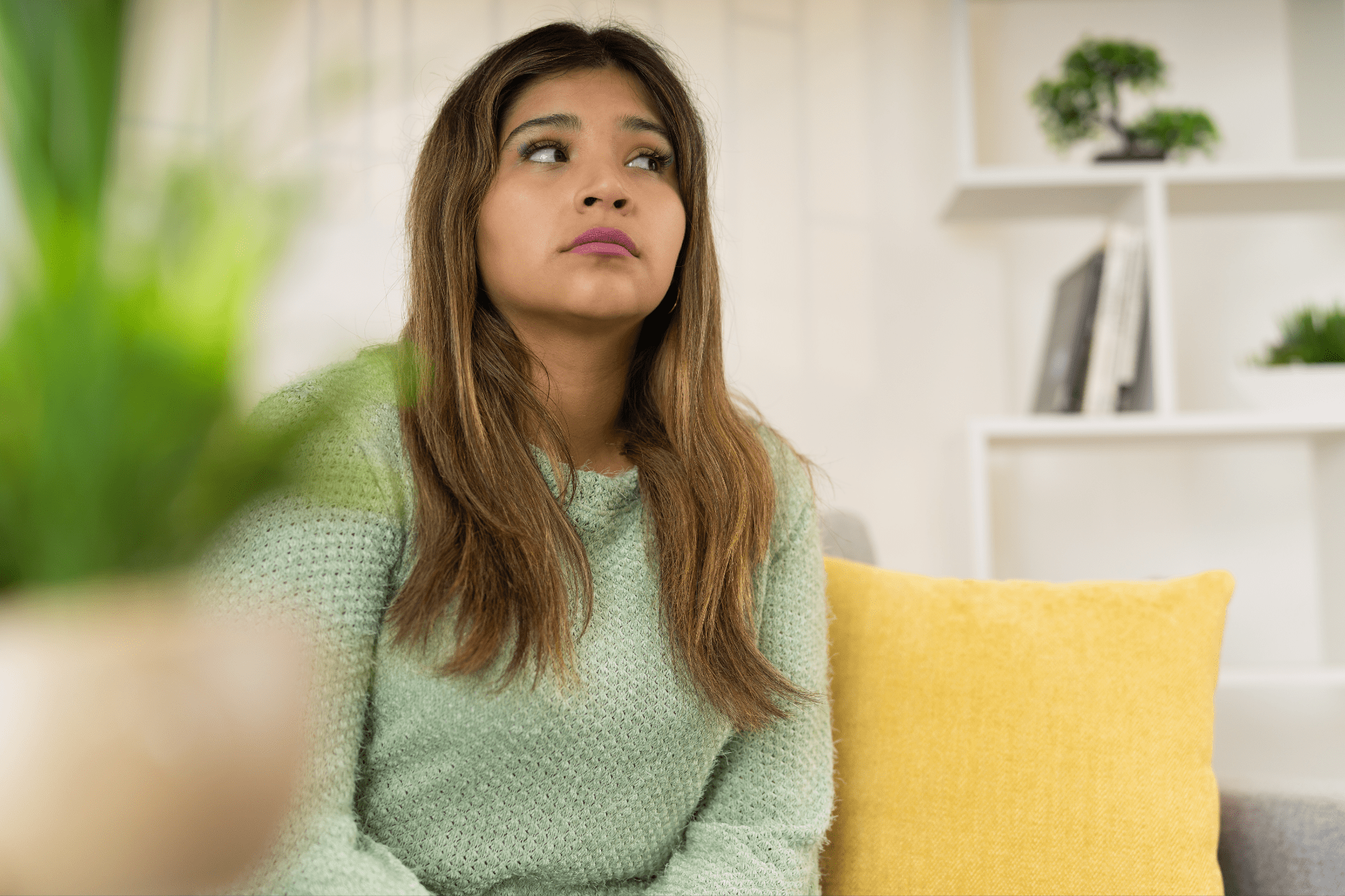Why anxiety feels stronger when you’re alone